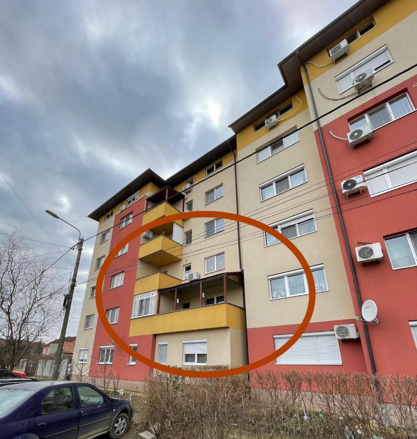 Motorway Alfa Apartament Appartement Arad Buitenkant foto